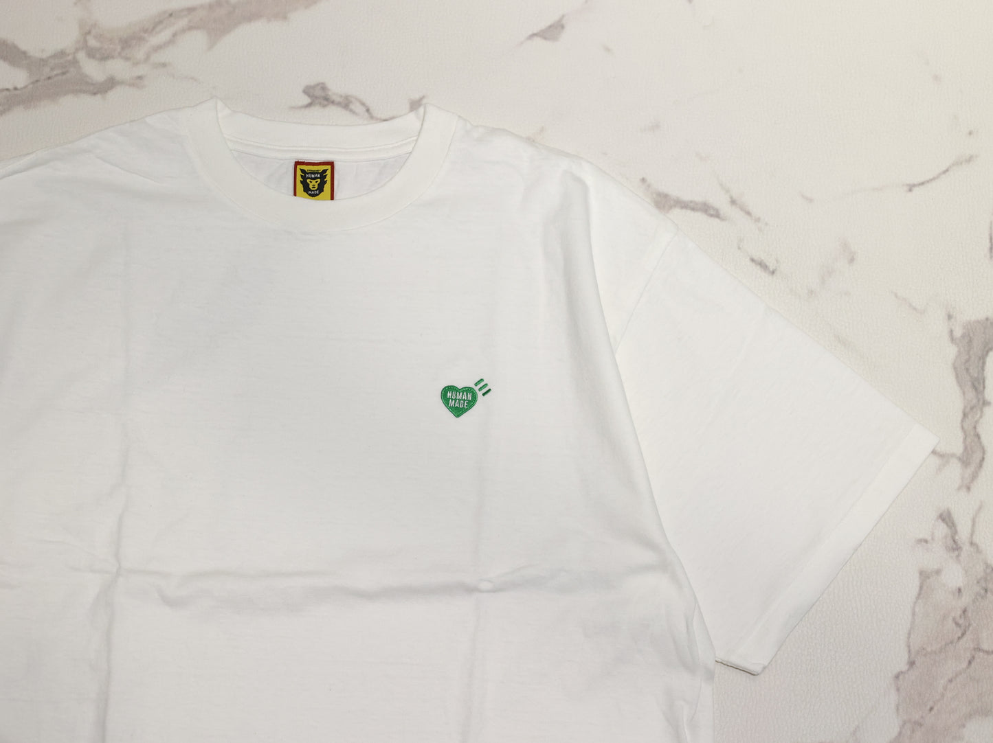 【現貨】HUMAN MADE 24SS GREEN HEART BADGE T-SHIRT - HM27CS063