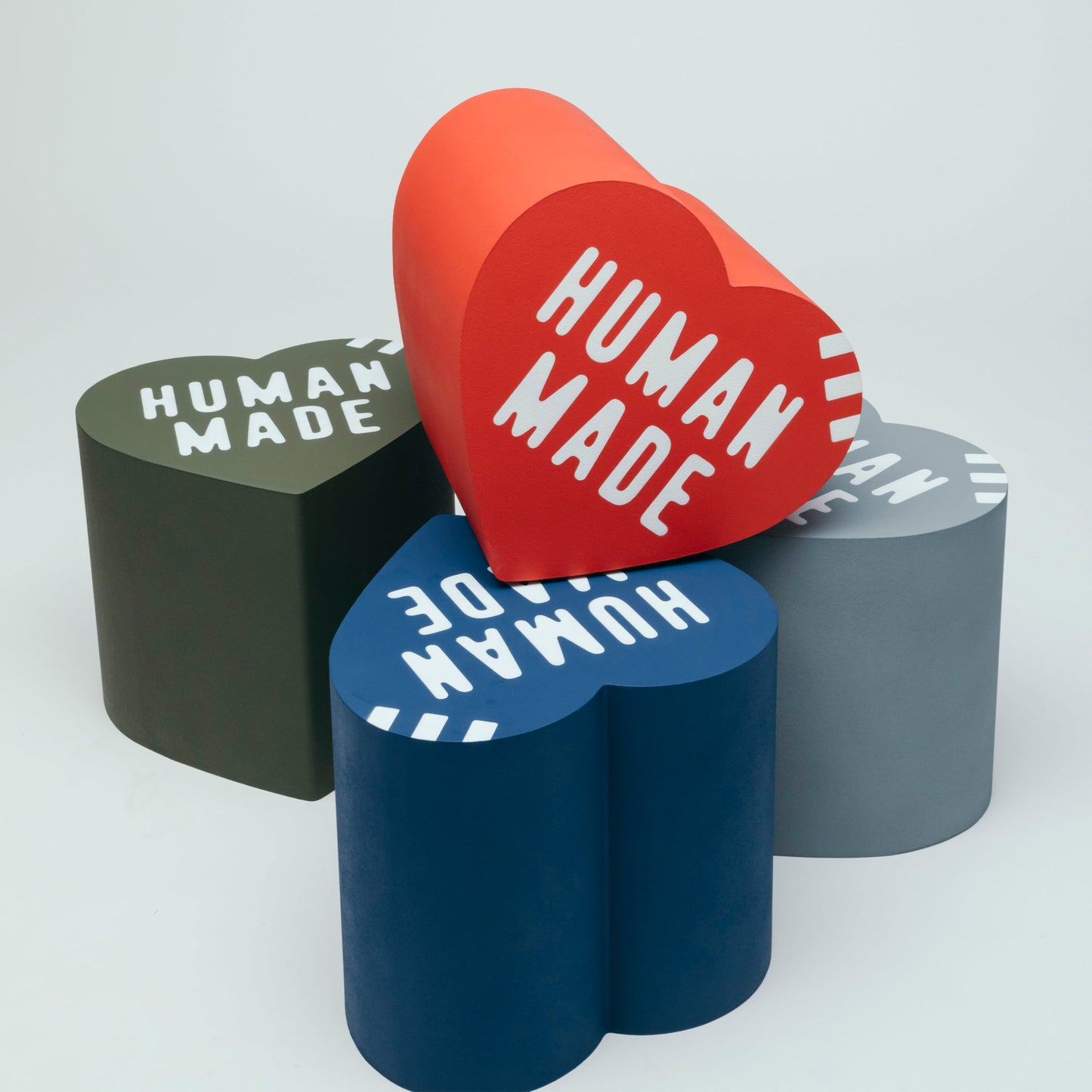 【現貨】HUMAN MADE 25AW HEART URETHANE STOOL - HM30GD088