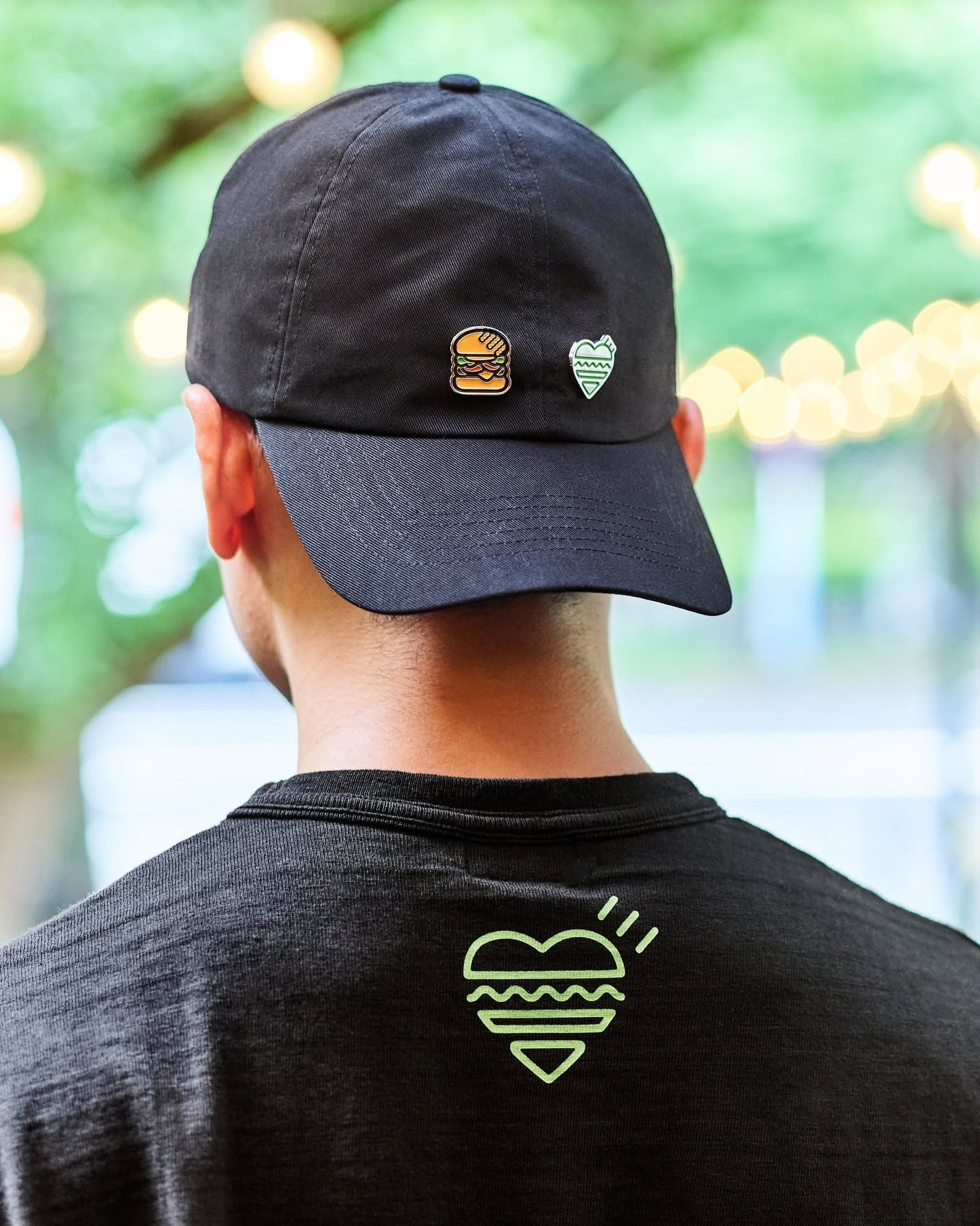 【現貨】HM X SHAKE SHACK BURGER PIN SET - XX29GD040