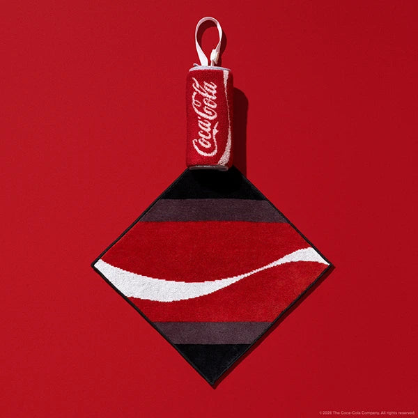 【現貨】FAMILYMART X COCACOLA TOWEL IN POUCH